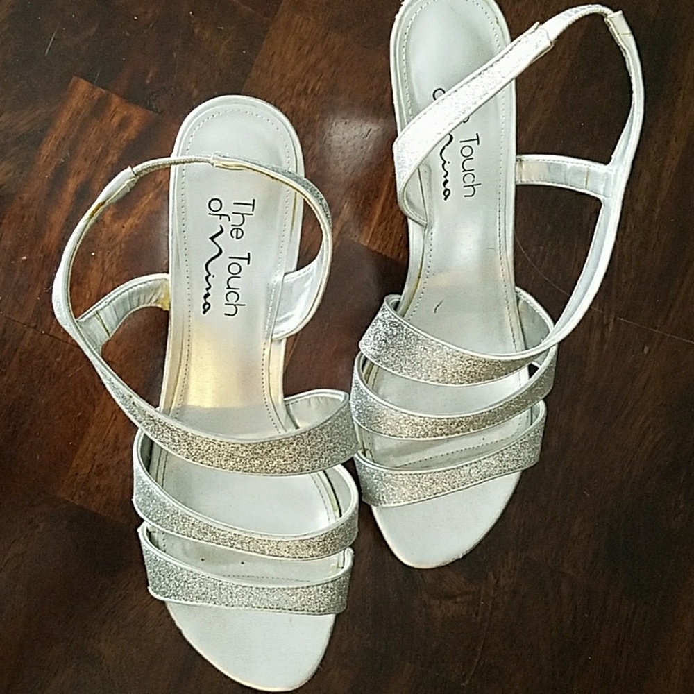Short heels - Picture 2 of 3
